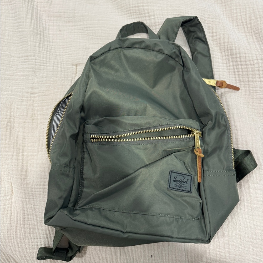 Herschel mini backpack 🎒
